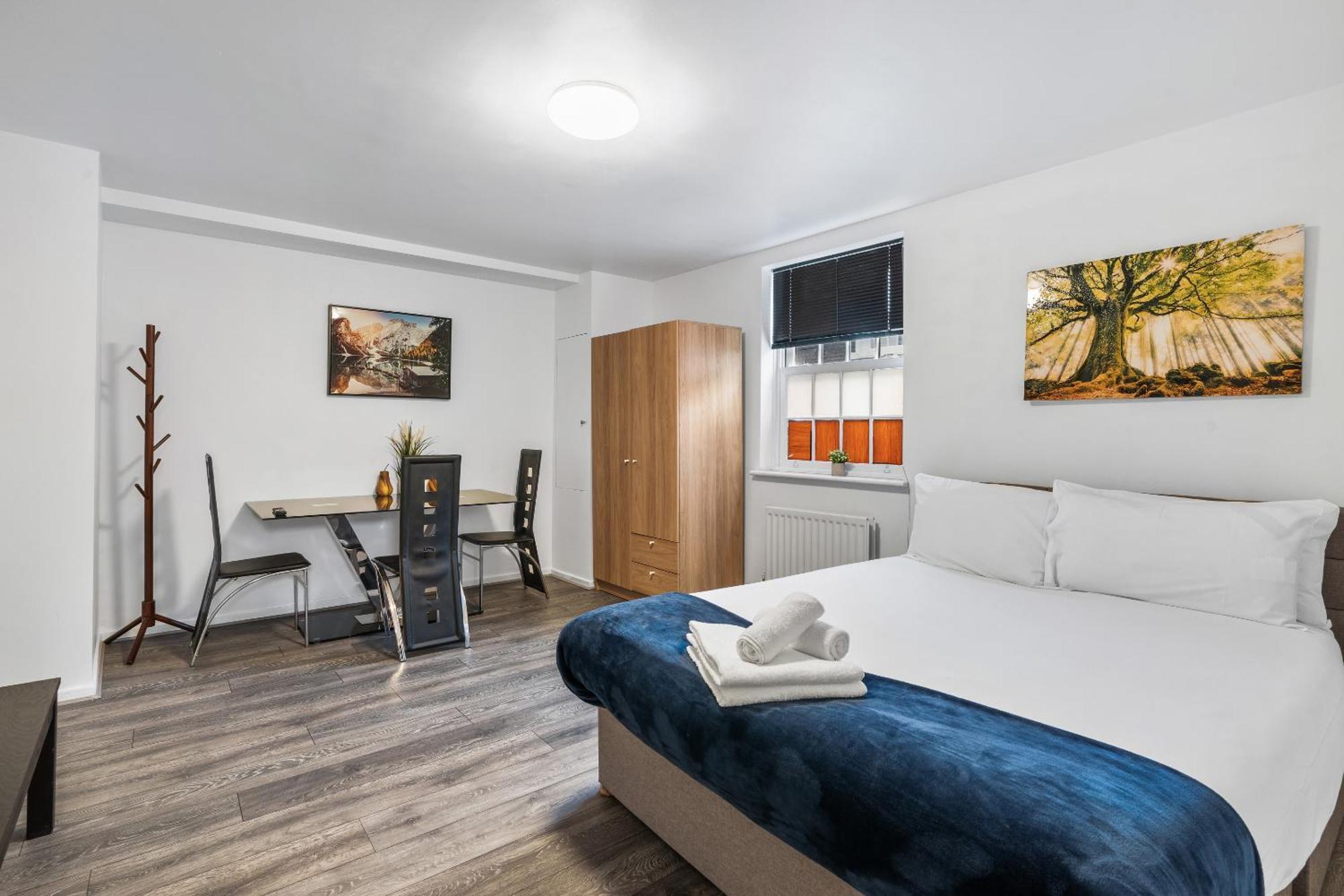 Queens Place - *